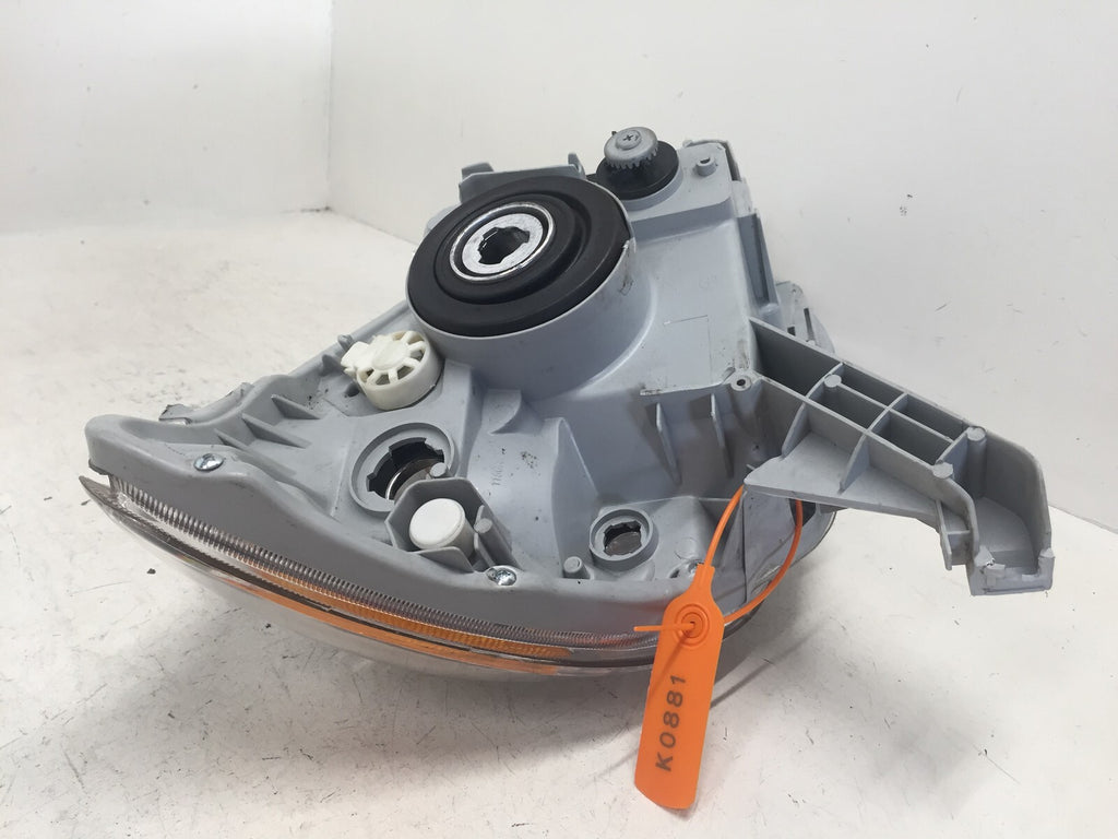 Headlight Damaged Driver Left LH Toyota 4Runner Limited/SR5 06-09 CAPA