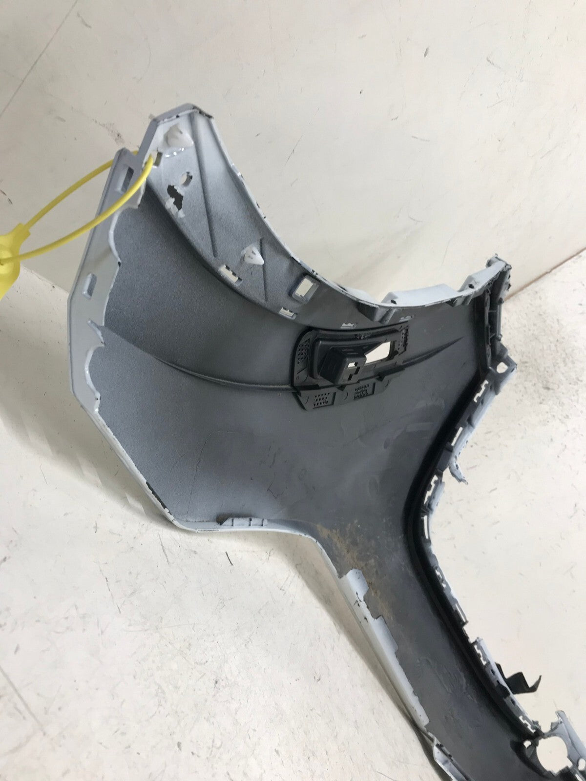 Front Upper Bumper Cover White 2022-2023 Volkswagen Tiguan S/SE 5NN807217-AK OEM