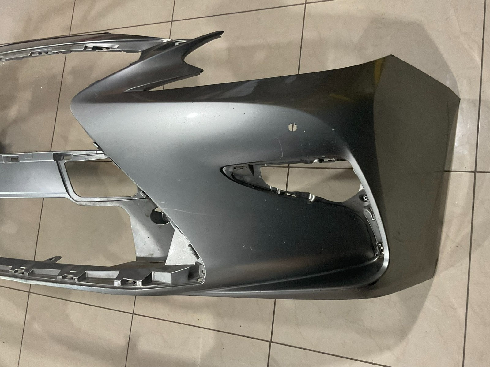 Front Bumper Cover Silver Lexus ES350 ES300H Base 2016 52119+33a30 OEM
