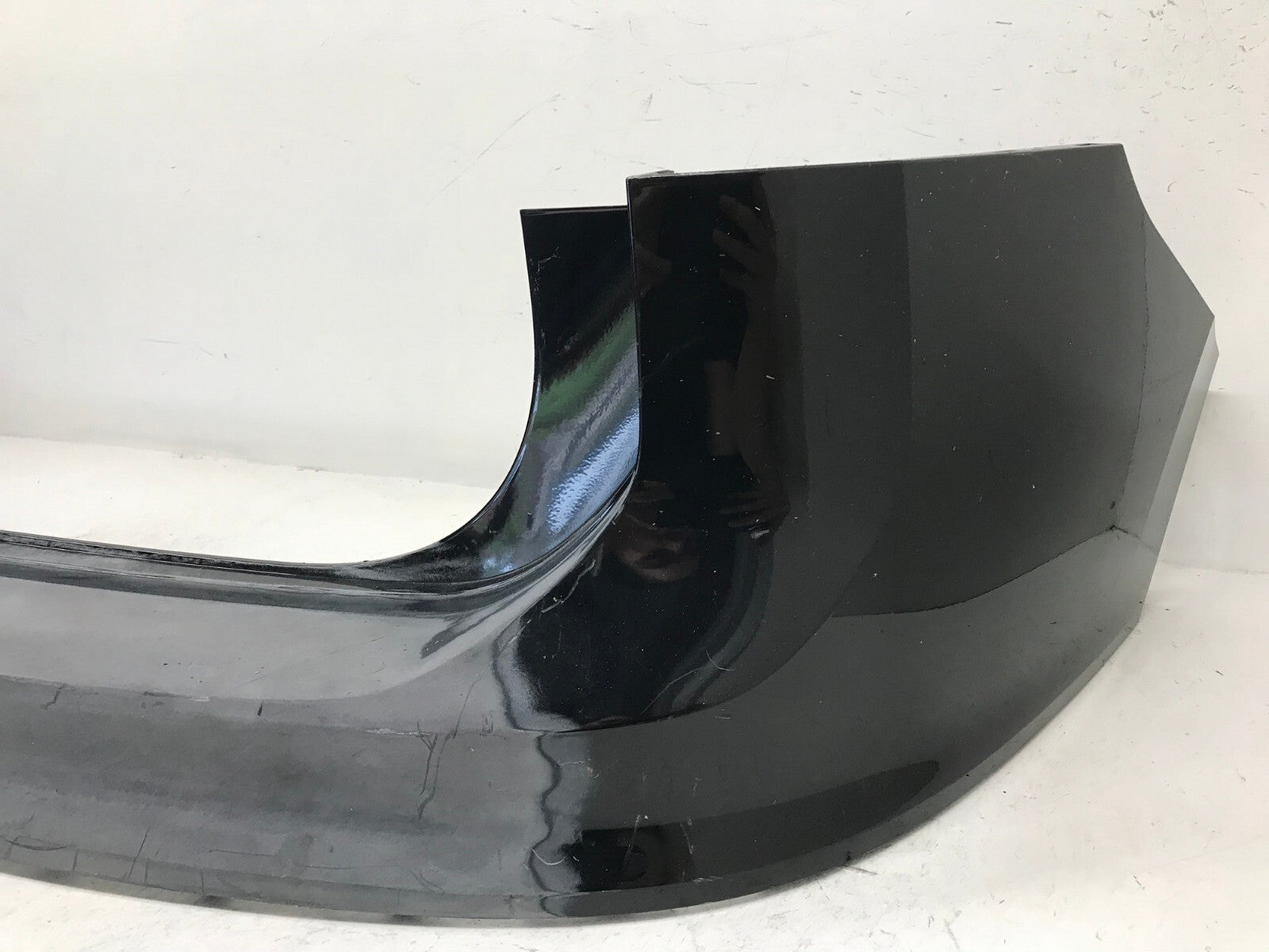 Rear Upper Bumper Cover Volkswagen Tiguan S/SE/SEL/SEL Black 18 5NN807421 OEM