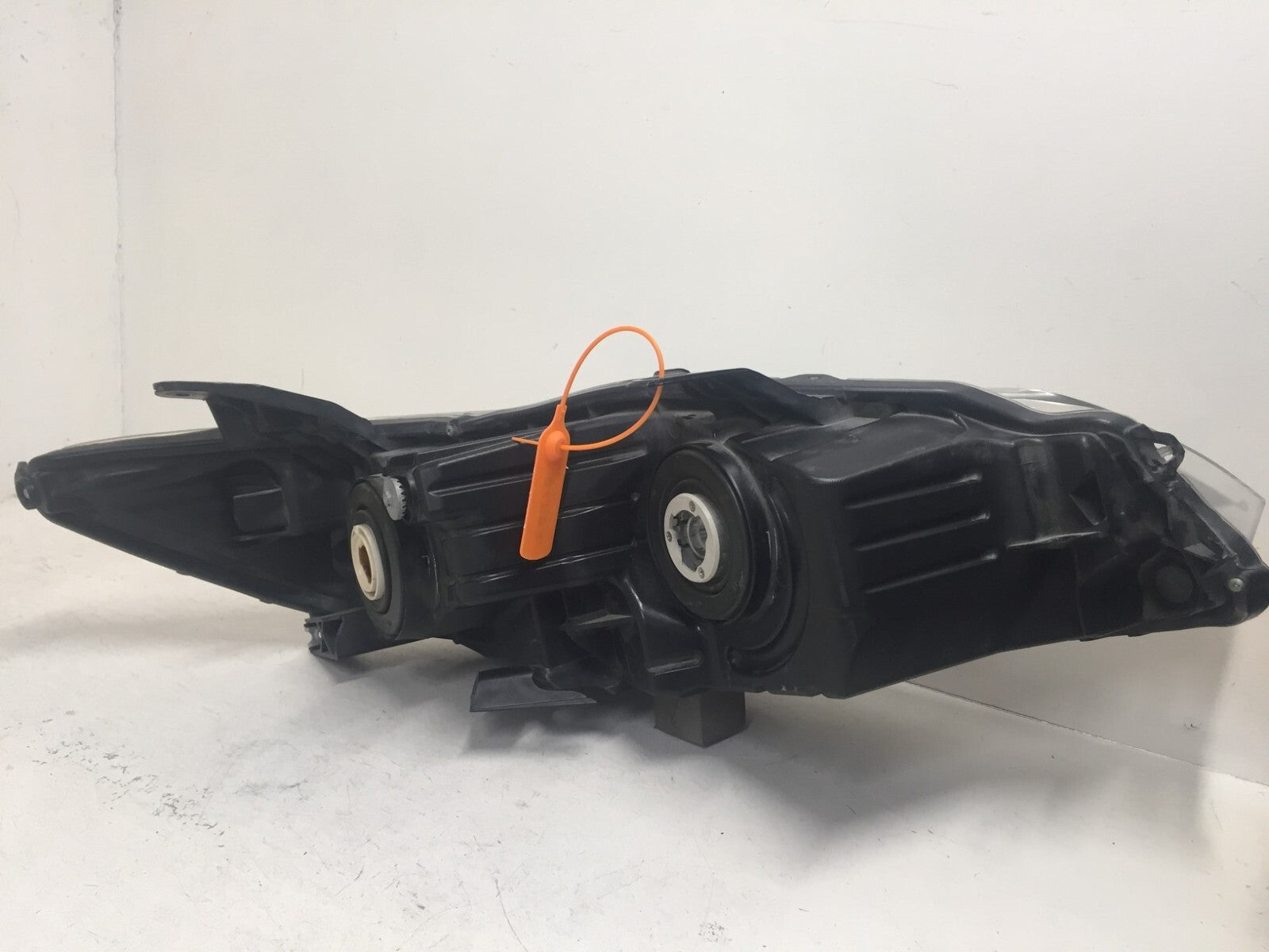 Head light Damaged Driver LH Left Toyota Camry 2015-2017 8111006860 OEM