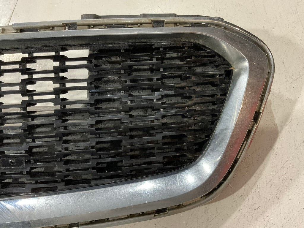 Grill Grille Black/Silver Trim 2014-2016 Chevrolet Malibu 22995181/22995190 OEM