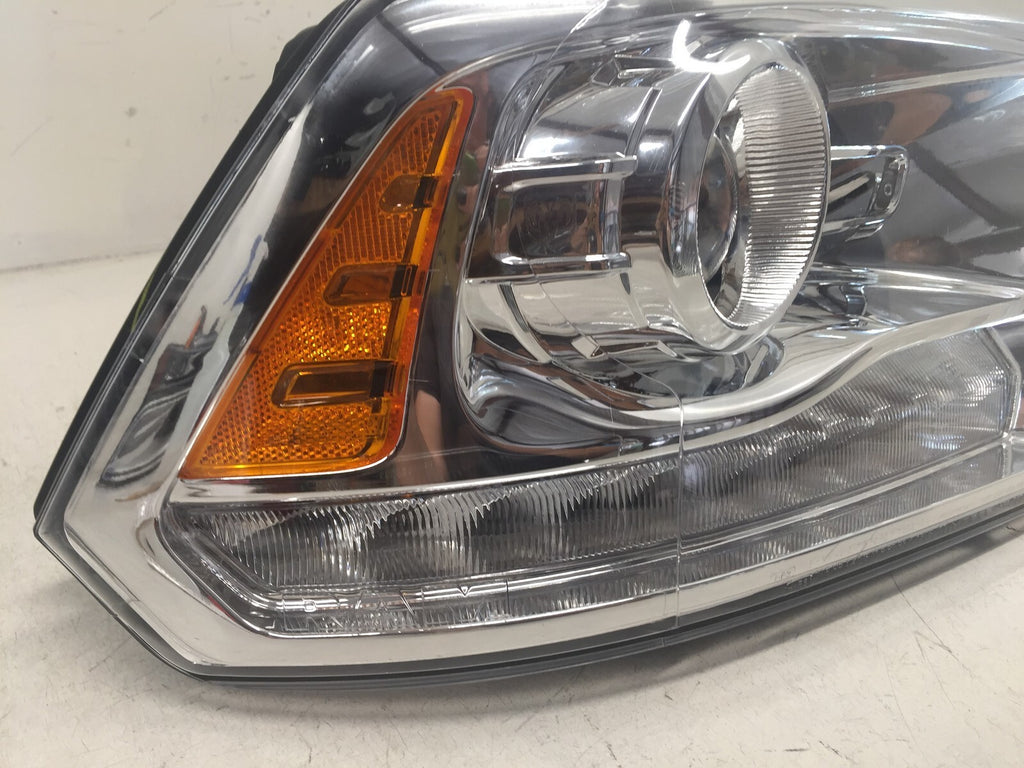Halogen Projector Lamp Headlight Right Side RH Dodge RAM 16-18 68274982AA OEM