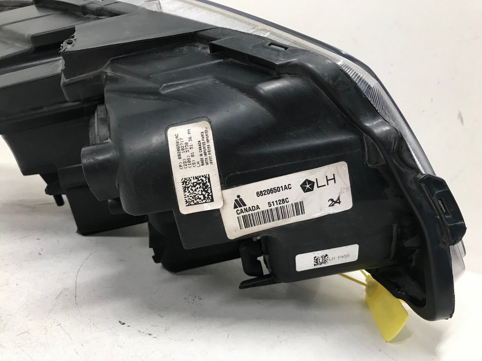 Headlight Damaged Driver LH 11-18 Dodge Grand Caravan 2014-2016 Town & Cntry OEM