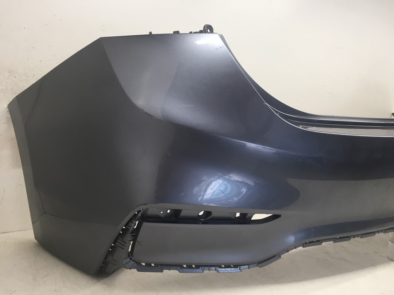Rear Bumper Cover Hyundai Accent Limited SEL SE 2018 2019 86611-J0000 OEM
