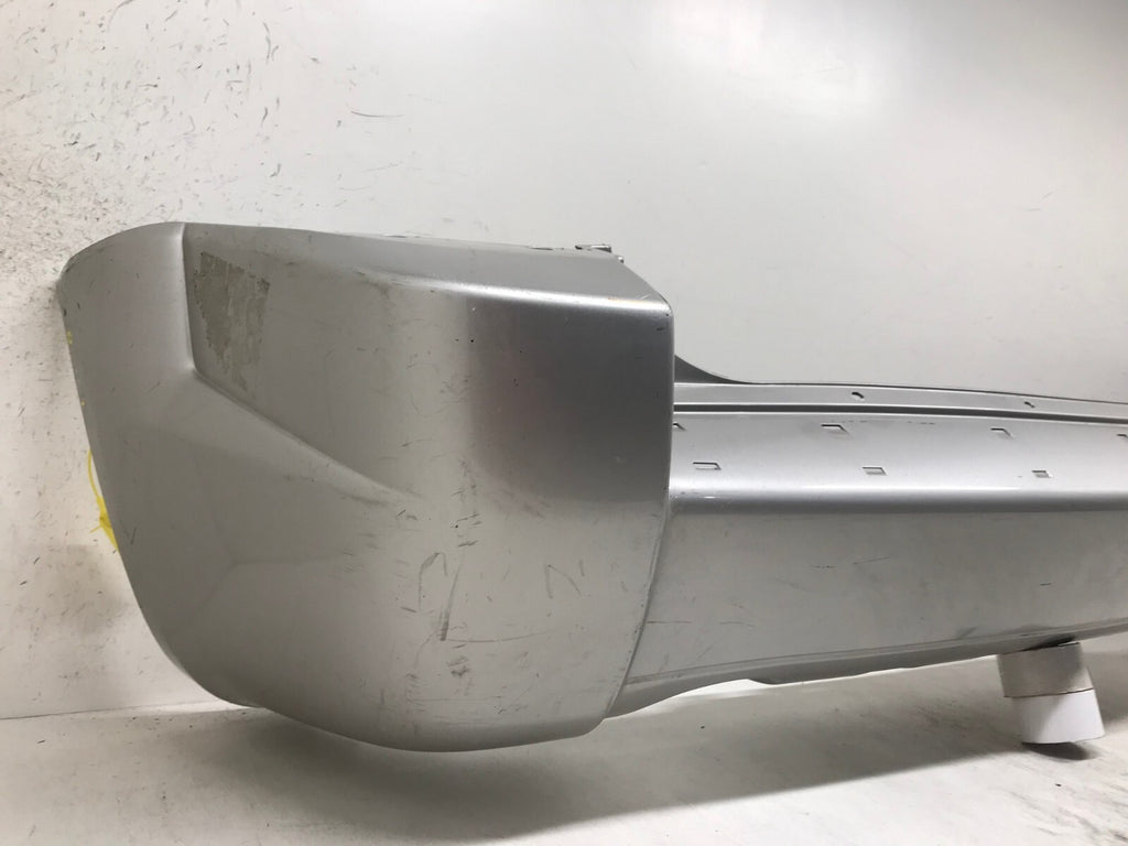 Rear Bumper Cover Gold 05-09 Hyundai Tucson dual exhaust 86611-2E050 OEM