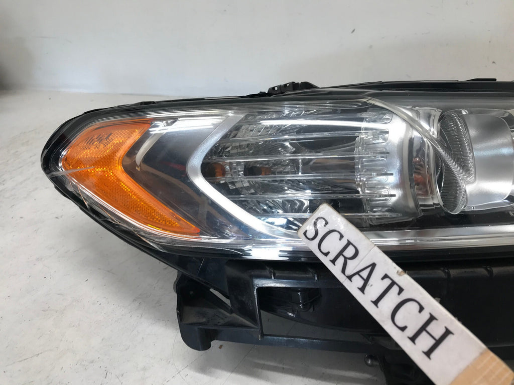 Headlight Damaged RH Right Ford Fusion 2013 2014 2015 2016 DS73-13W029-CD OEM
