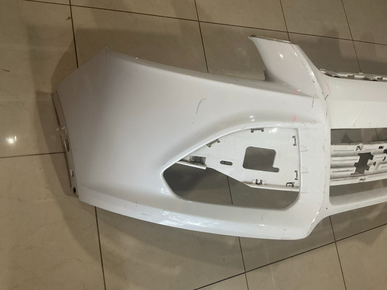 Front Bumper Cover White 2013-2016 Ford Escape cj54+17757+bgw OEM