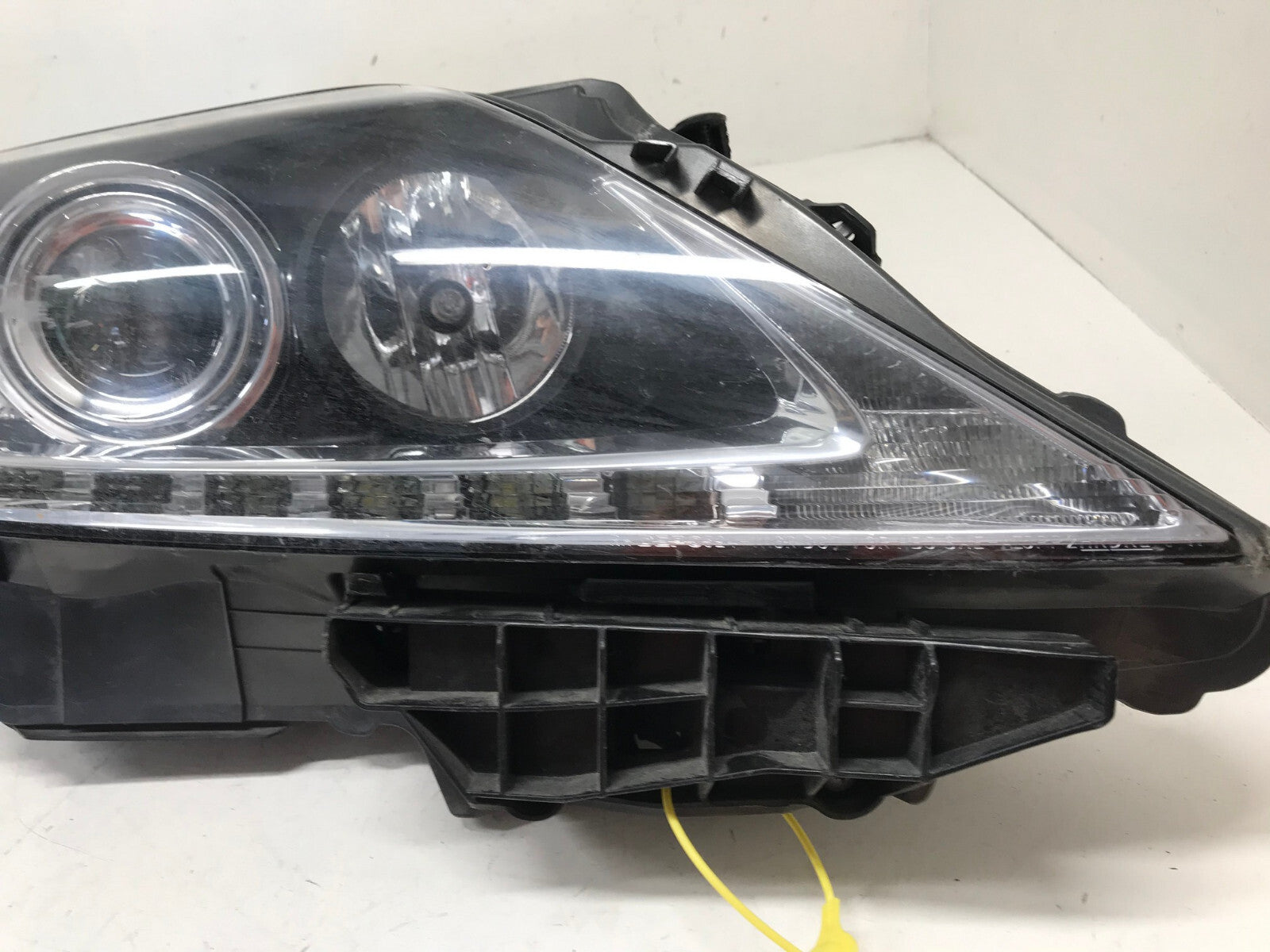 Headlight Damaged HID Halogen Right RH Lexus RX350 RX450H 13-2015 8117048A80 OEM