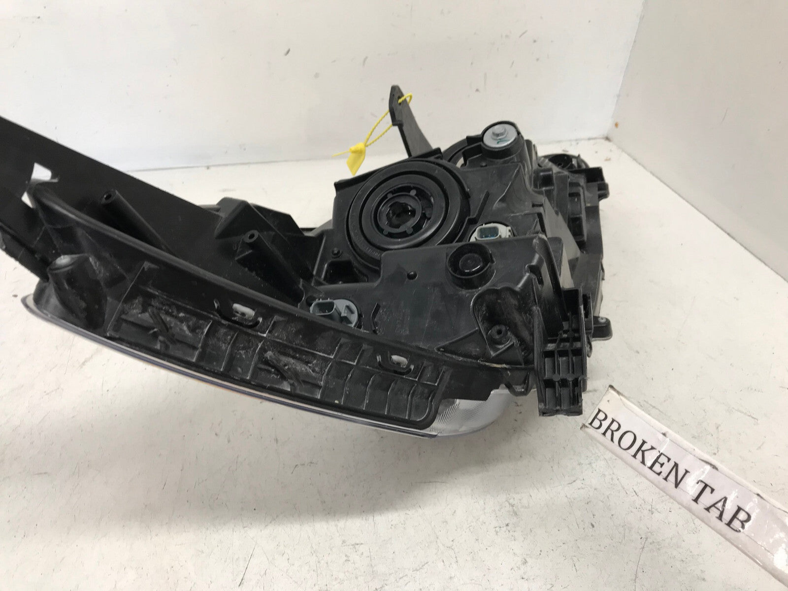 Headlight Damaged LH Driver Honda Accord LX Sedan 16-2017 33150T2AA61 OEM