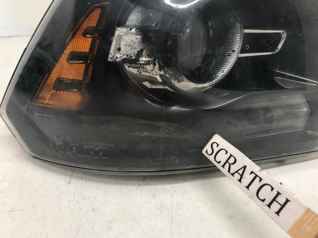 Headlight Damaged Passenger RH Projector Ram Truck 2015-2018 68093220AD OEM
