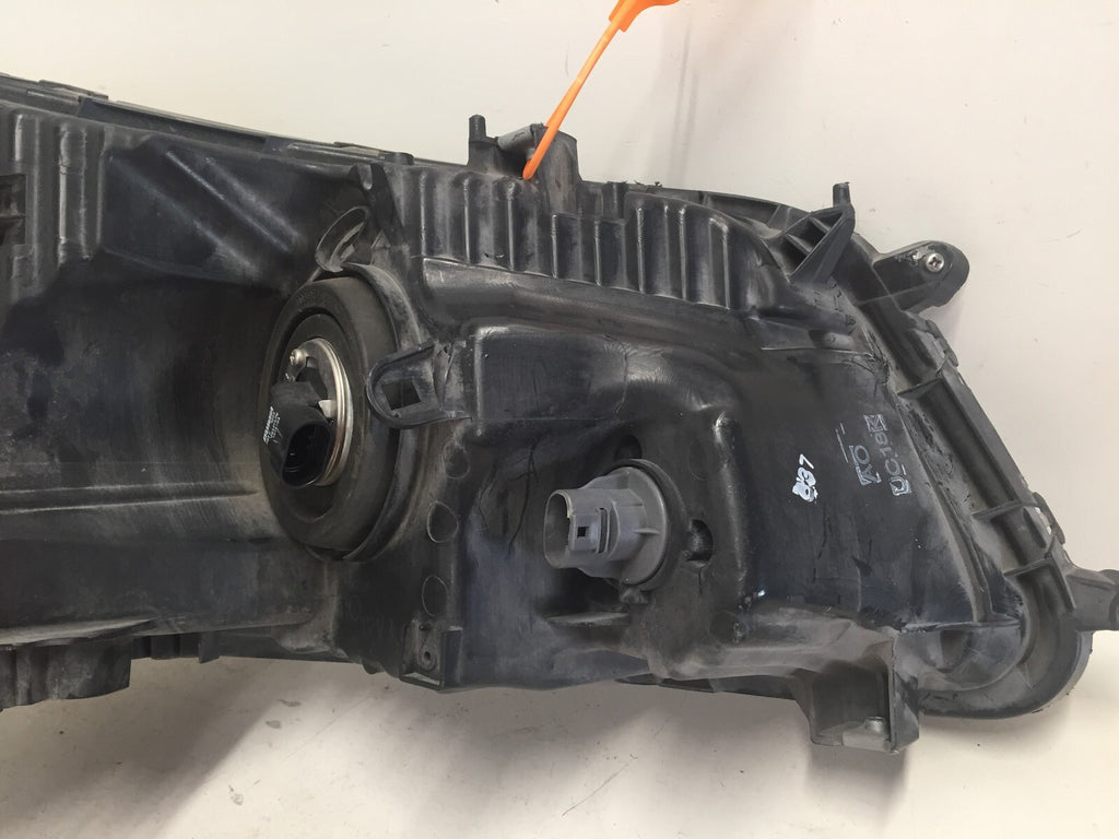 Headlight Damaged Halogen Left Driver LH Honda Accord Sedan 2008-2012 OEM