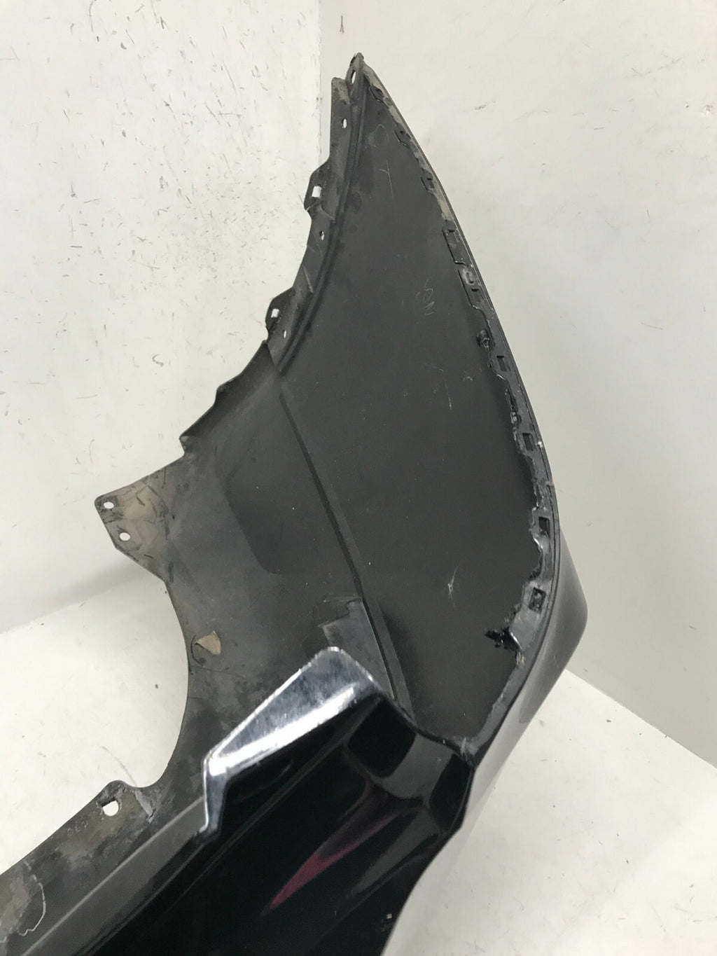 Rear Bumper Cover Nissan Rogue S SL SV Hybrid SL Hybrid 17-19 85022-6FL0H OEM
