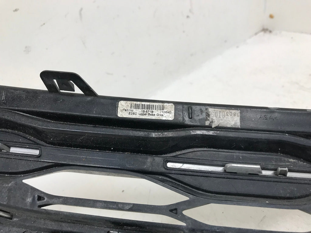 Grill Grille 2016-2018 Chevy Malibu 84061034 OEM