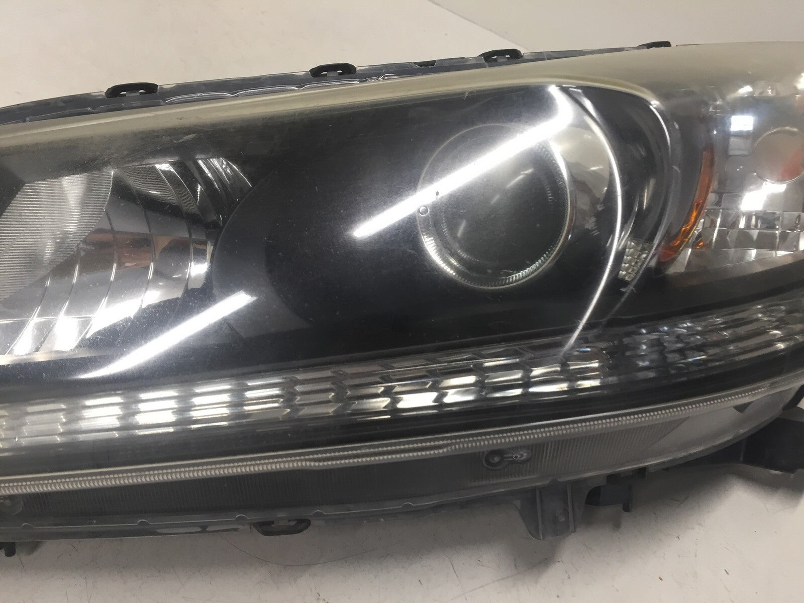 Headlight Damaged Head Lamp LH Left Driver Honda Accord Sedan