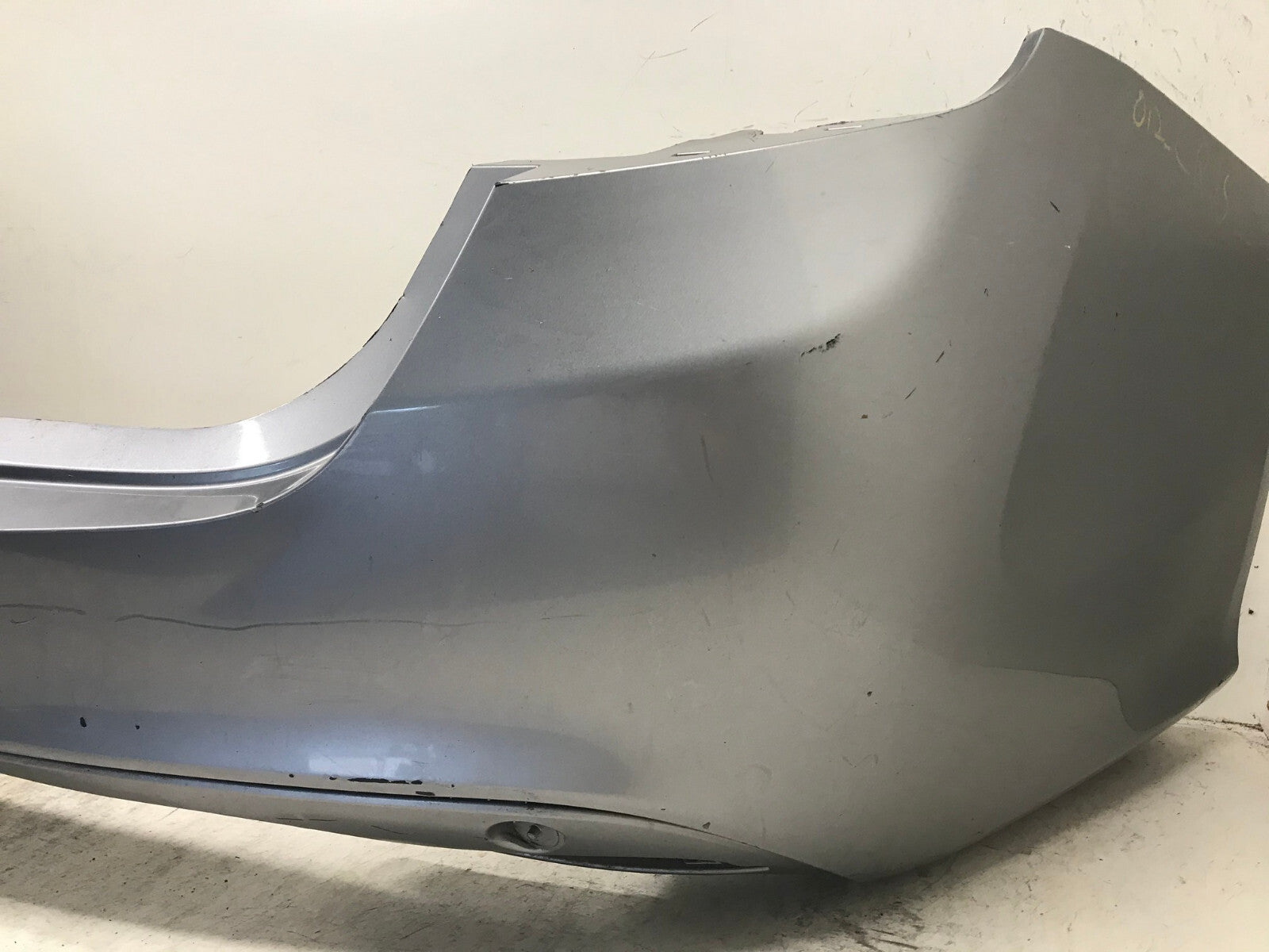 Rear Bumper Cover Silver 2015-2017 Chrysler 200 1UW74TRMAC OEM