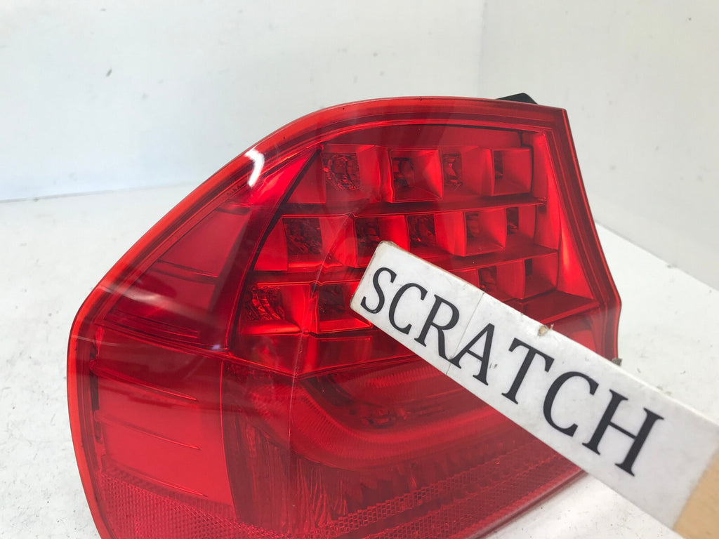 Tail light Damaged Driver LH BMW 3 Series E90 Sedan 2009 2010 2011 21839014 OEM