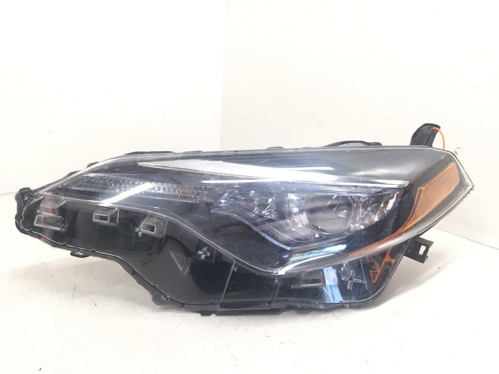 Headlight Damaged Headlamp Driver LH Corolla CE L LE ECO 17-19 81150-02M70 OEM