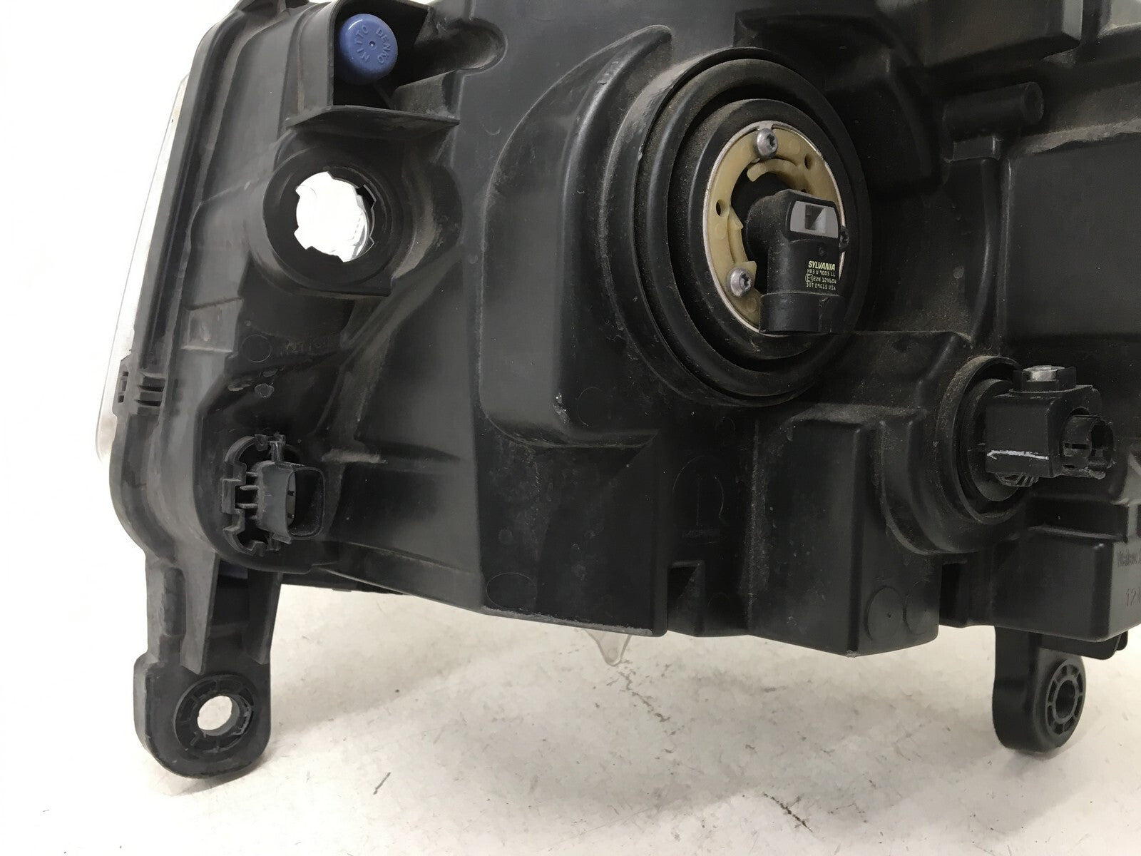 Headlight Damaged Passenger RH Jeep Grand Cherokee 2014 2015 68236108AC OEM