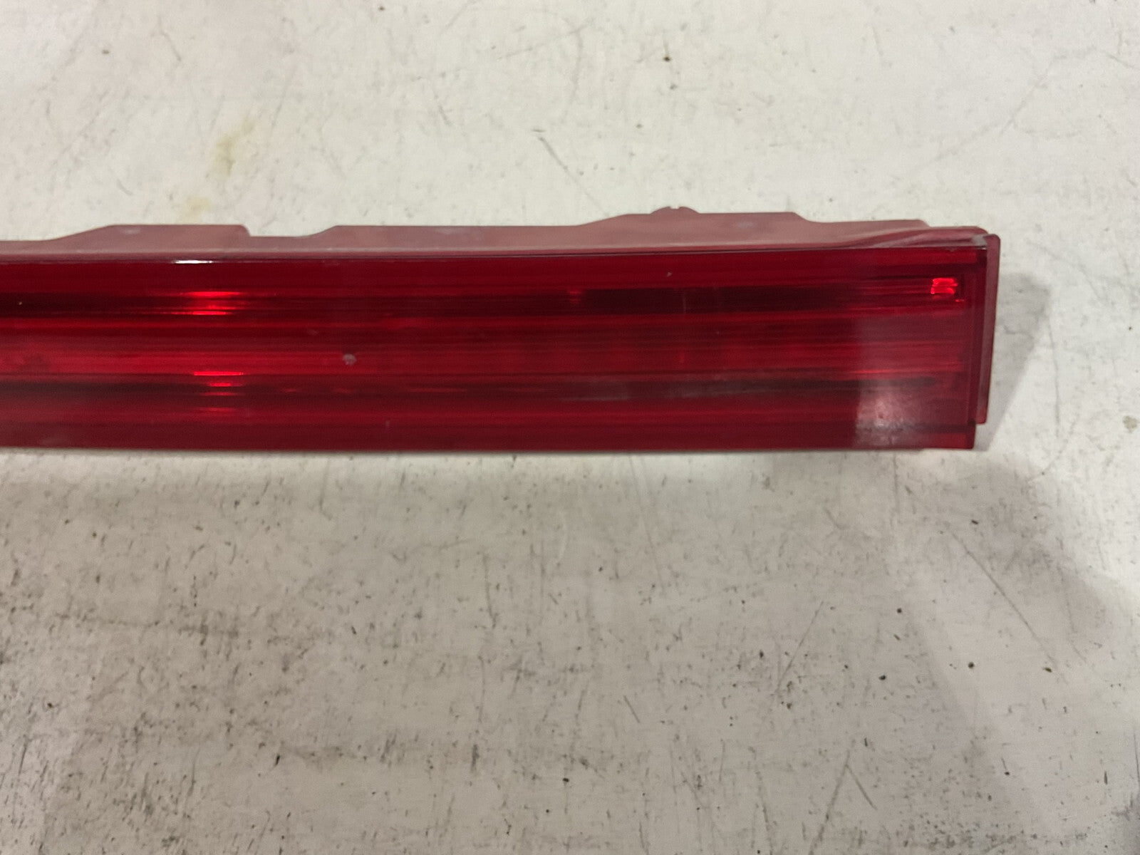 Center Trunk Lid Third Brake light Damaged 15-2019 Lincoln MKC EJ7B-13B433-A OEM