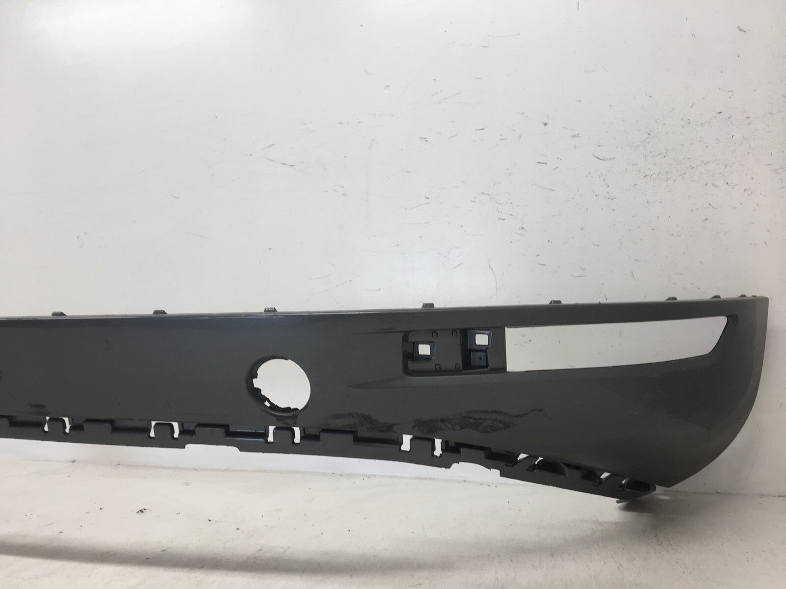 Rear Bumper Balance Volkswagen Touareg 2011-2014 7P6807521A OEM