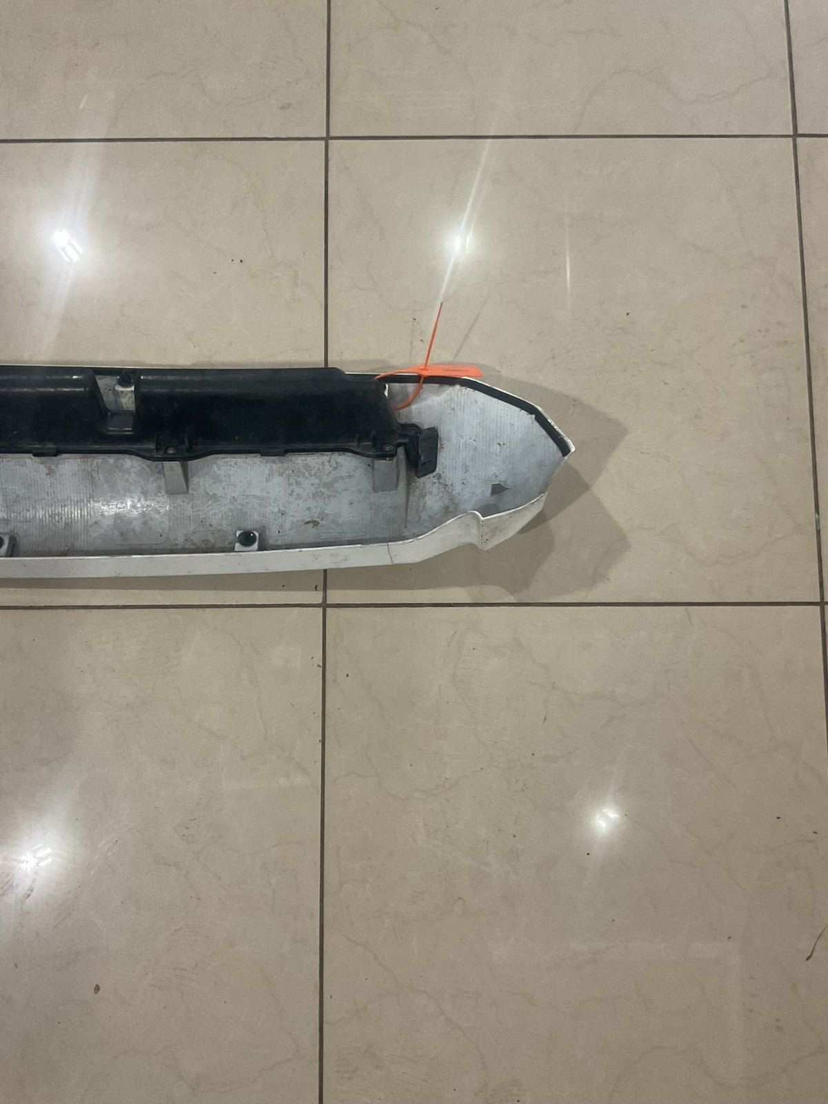 Grille Hood Bulge White 2014-2021 Toyota Tundra 76182+0c010 OEM