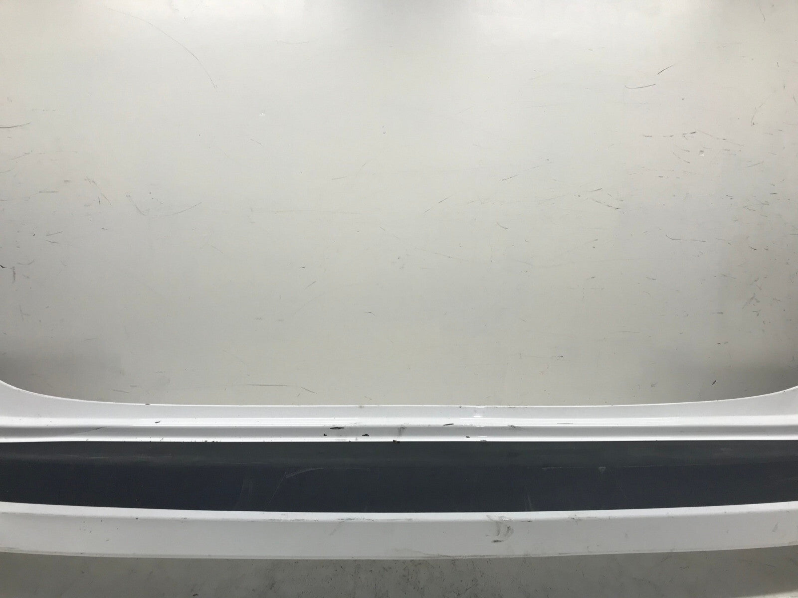 Rear Bumper Cover Hyundai Tucson ECO/Limtd/SE/Sport White 16-17 86611-D3000 OEM2