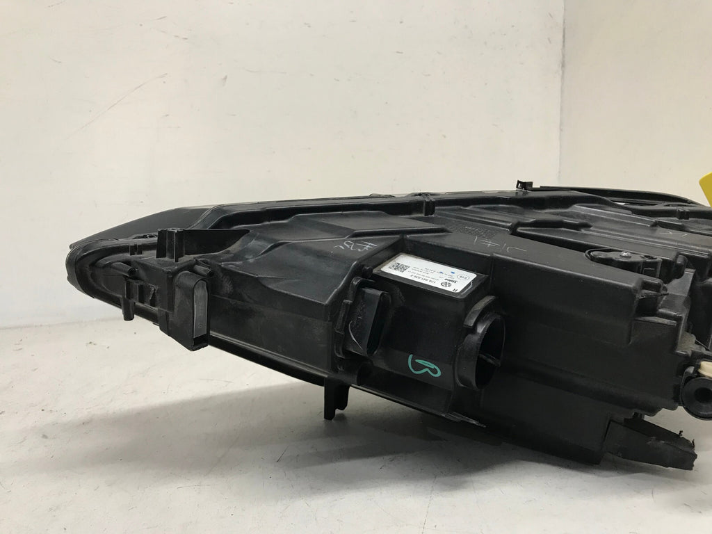 Headlight Damaged RH Volkswagen Jetta (For Parts Only) 2019-2021 17A941036F OEM