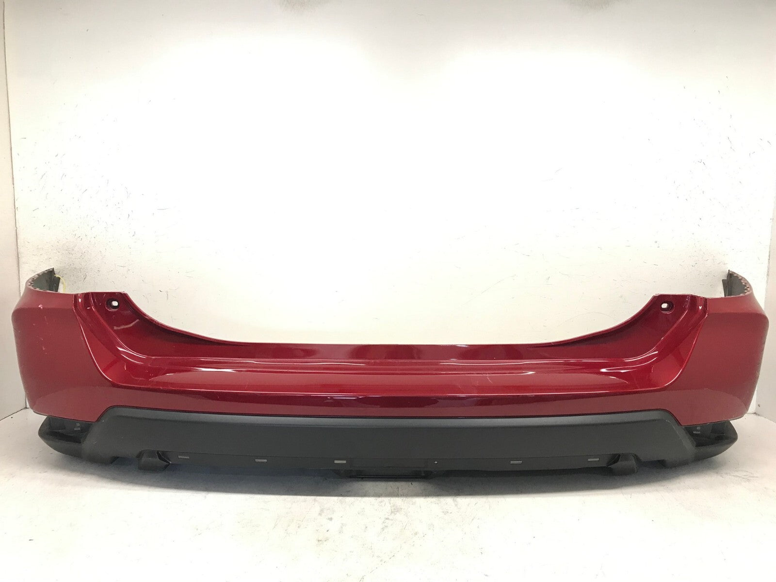 Rear Bumper Cover Red Nissan Rogue S SL SV SV Hybrid 2017-2019 85022-5HK0H OEM