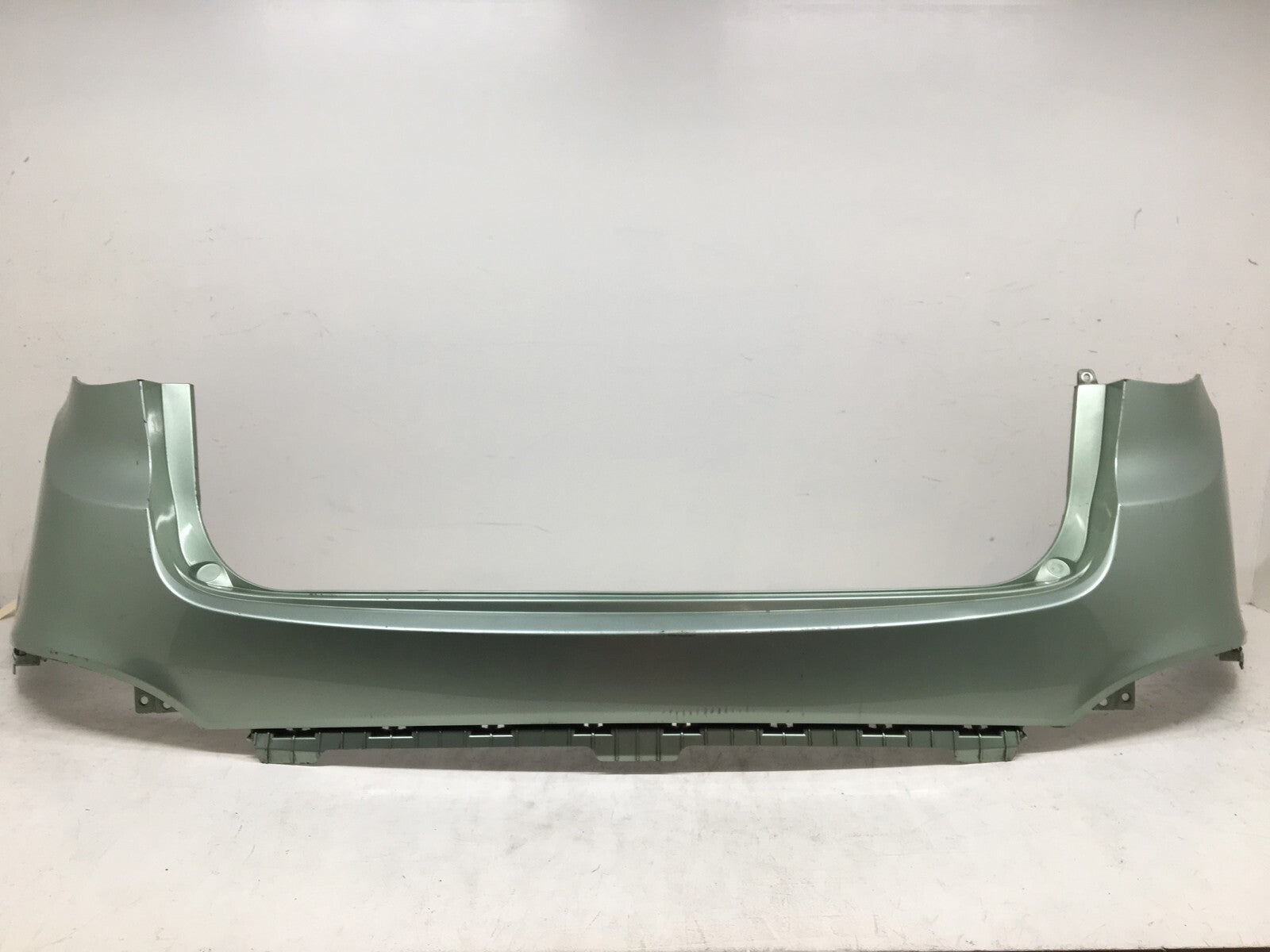 Rear Upper Bumper Cover Hyundai Tucson GL GLS Limited SE 10-2015 86611-2S000 OEM
