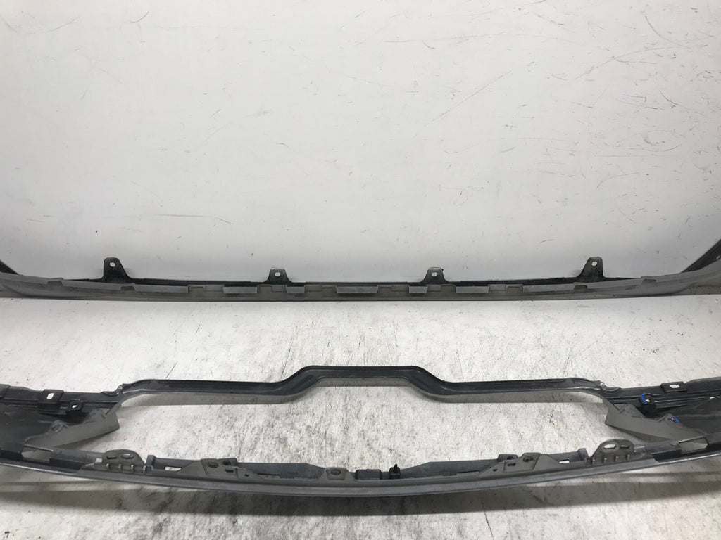 Front Bumper Cover 1J9 2019-2022 Toyota Avalon Hybrid/XLE/XSE 52119-07090 OEM