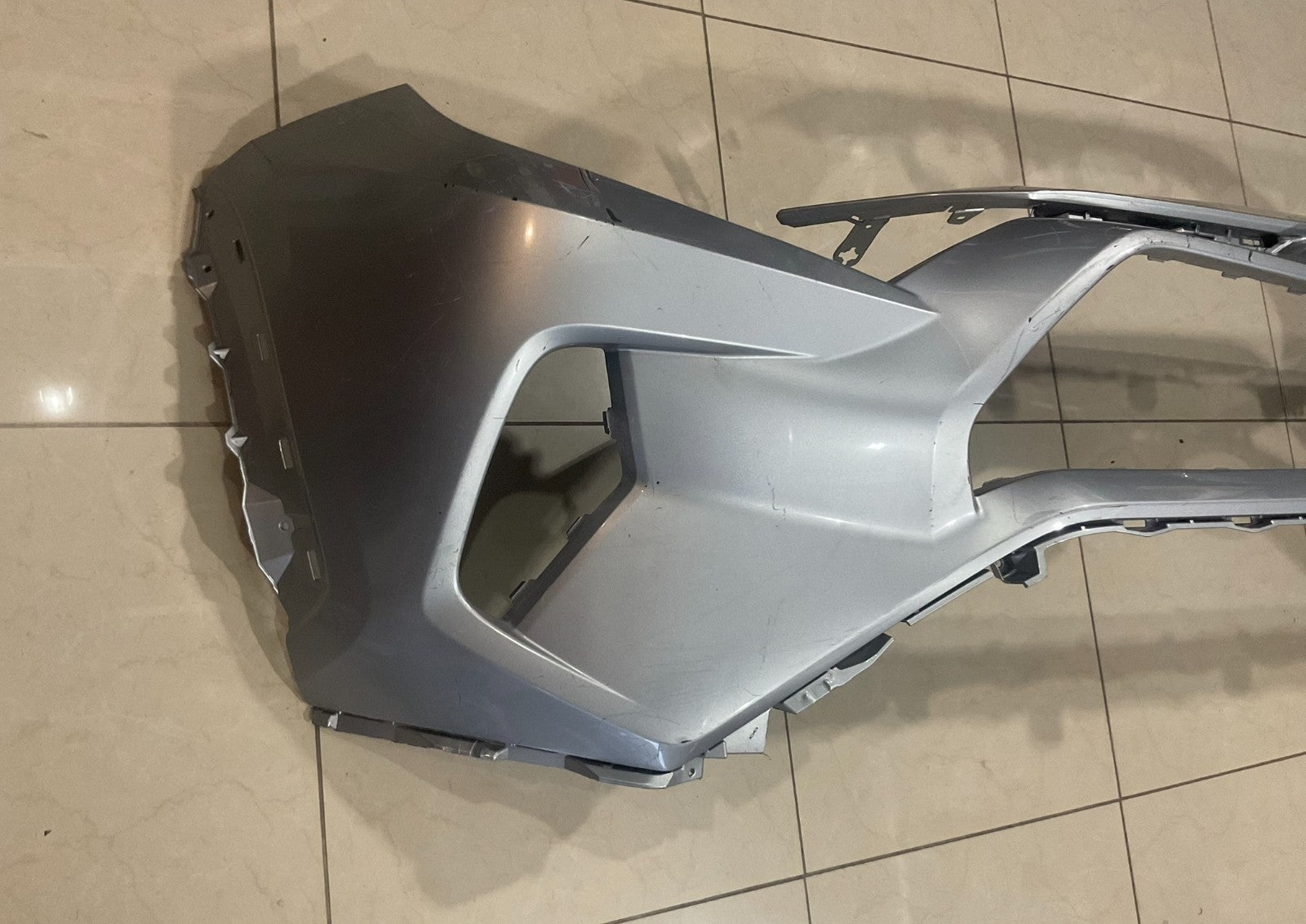 Front Bumper Cover Silver 2019-2021 Toyota RAV4 LE/XLE/Hybrid LE 52119 0r200 OEM