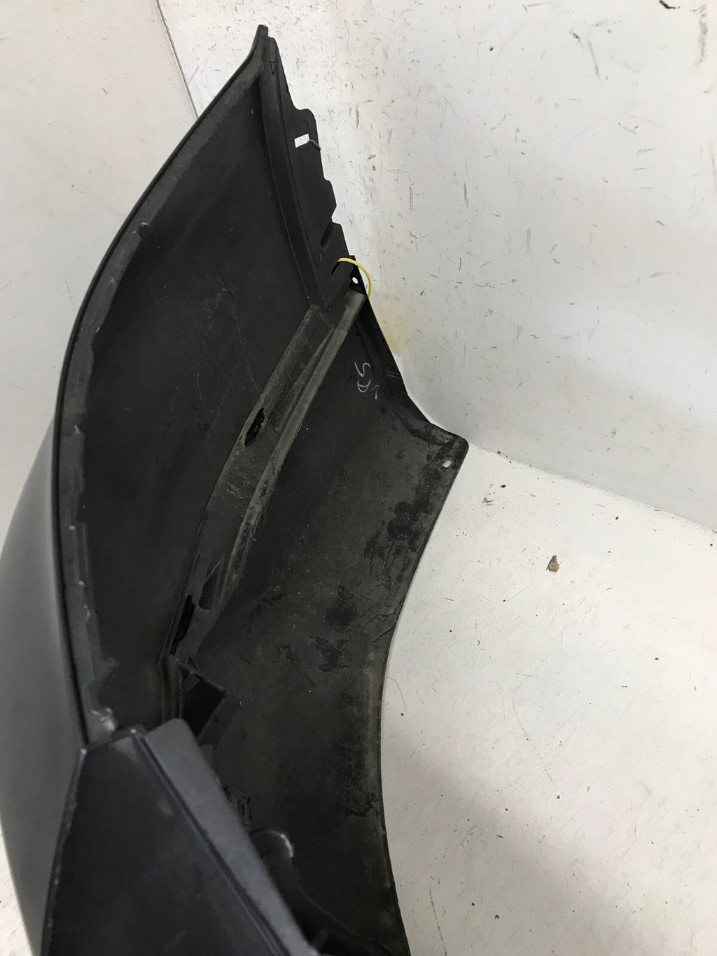 Rear Upper Bumper Cover Toyota RAV4 LE XLE Limited Gray 2016-2018 OEM4