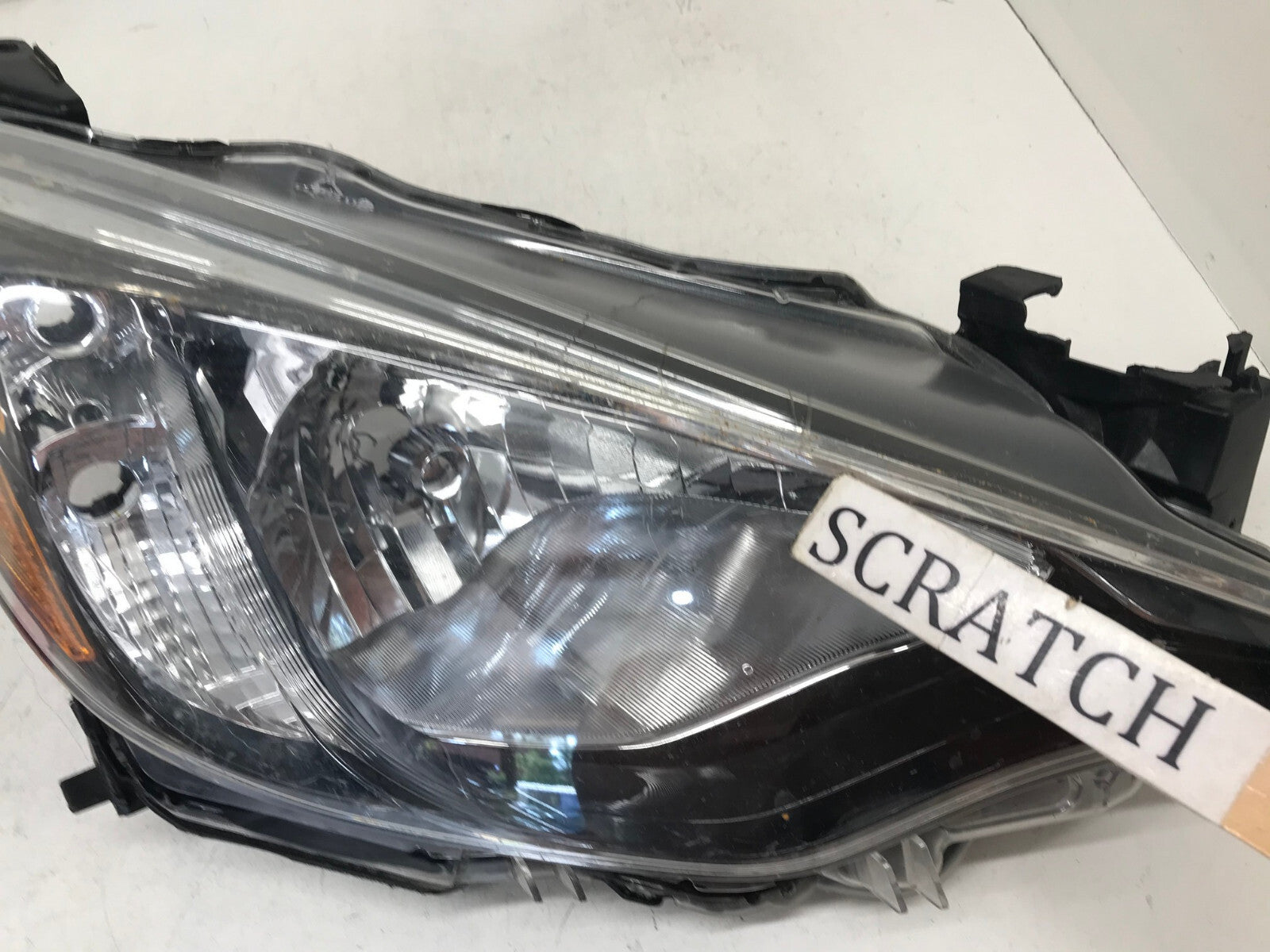 Headlight Damaged Right RH Toyota Yaris Sedan Scion iA 16-2020 81130WB001 OEM