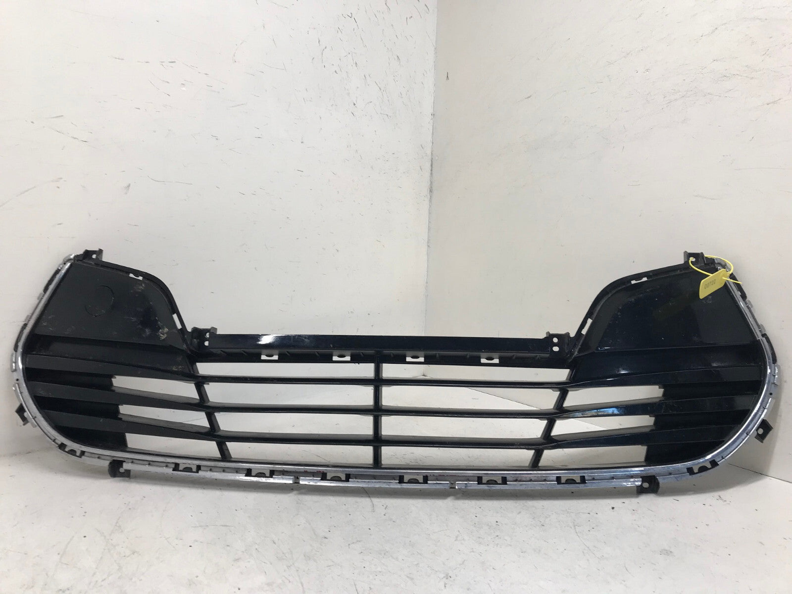 Grill Grille Hyundai Tucson 2010-2011 86561-2V010 OEM