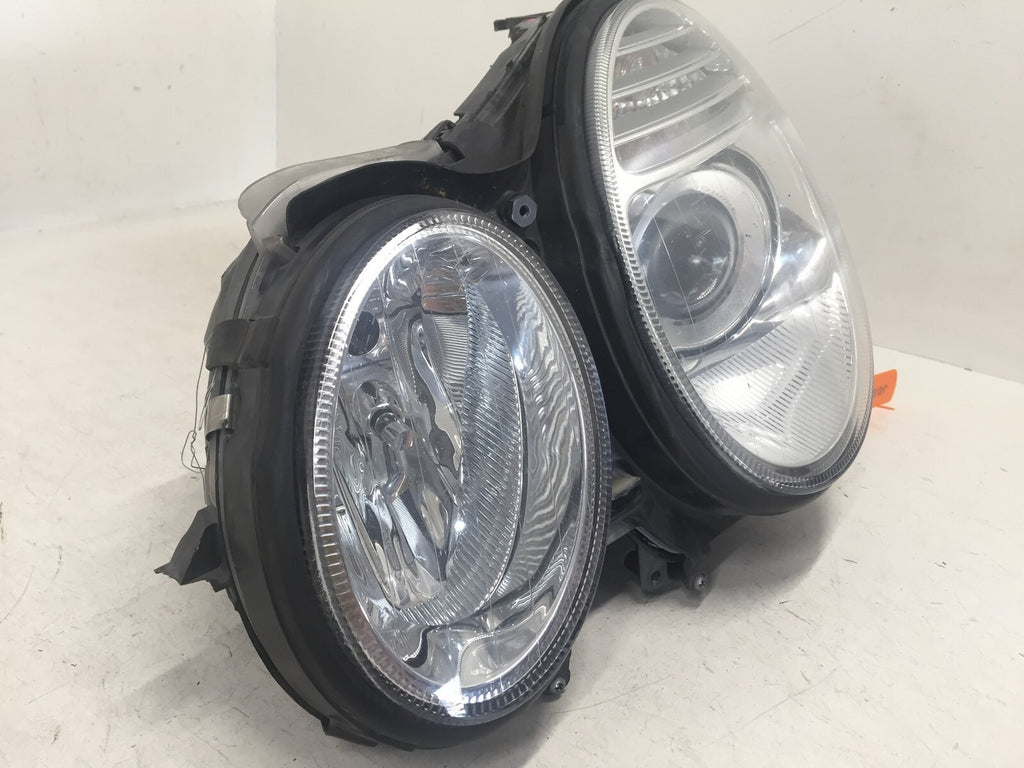 Xenon Headlight Damaged Mercedes Benz CLA250 CLA 45 2013-2015 1ZT00926065 OEM