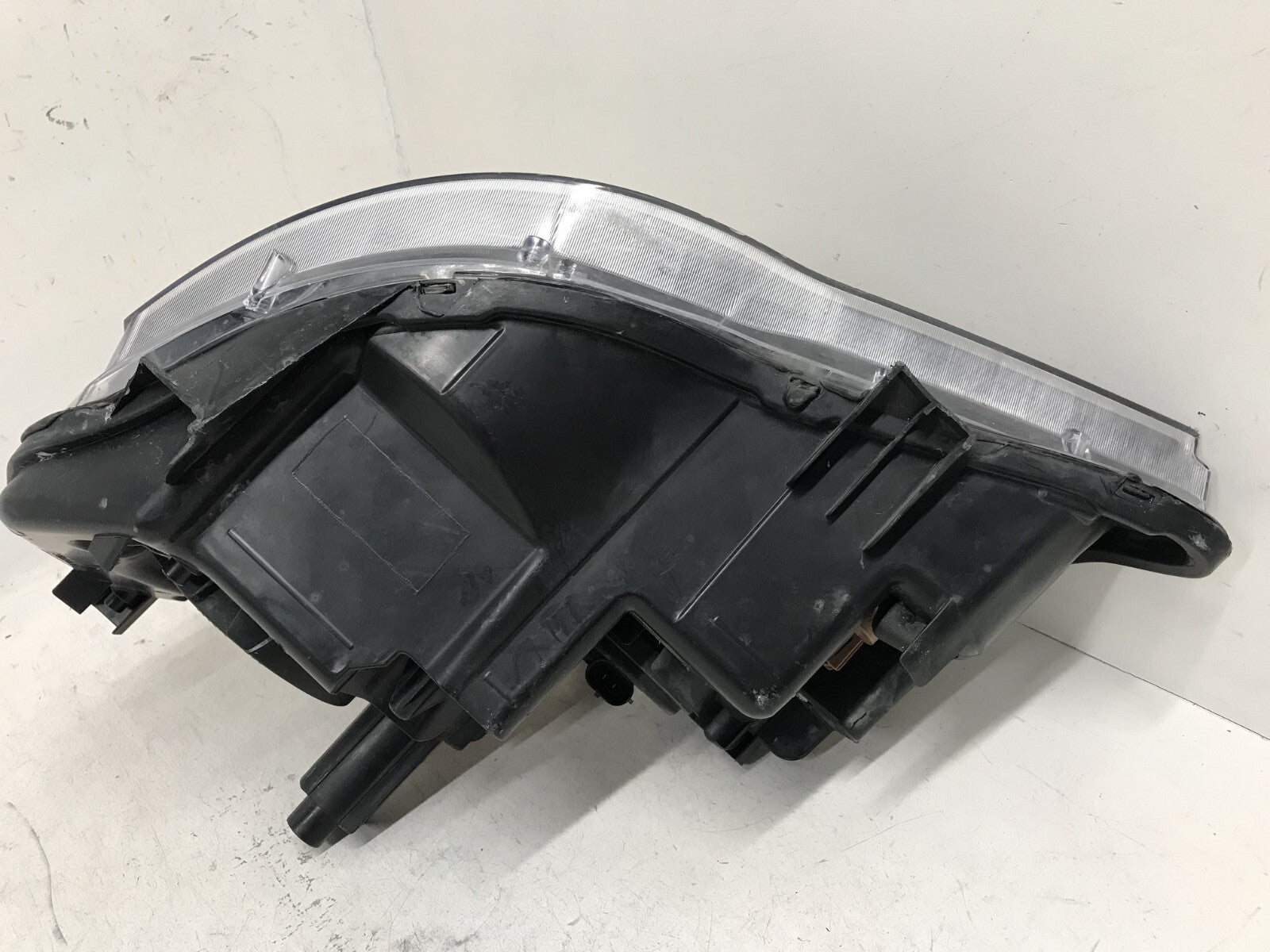 Halogen Headlight Damaged RH Right Dodge grand Caravan 2011-20 68206500AD OEM