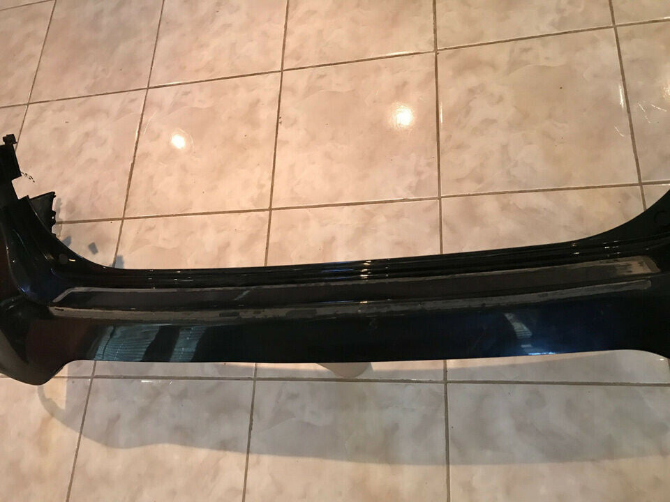 Rear Bumper Kia Sorento EX/Limited 14-15 w/Snr Holes w/o Skid Plate OEM (3)