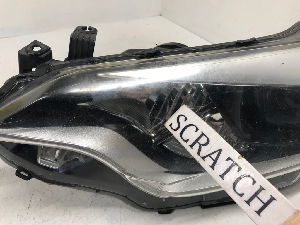 Headlight Damaged Left Driver LH Toyota Corolla 2014 2015 2016 8111002E60 OEM