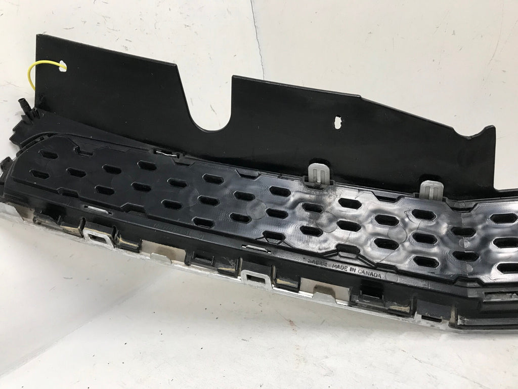 Grill Grille Chevrolet Equinox 2010-2015 20882351 OEM