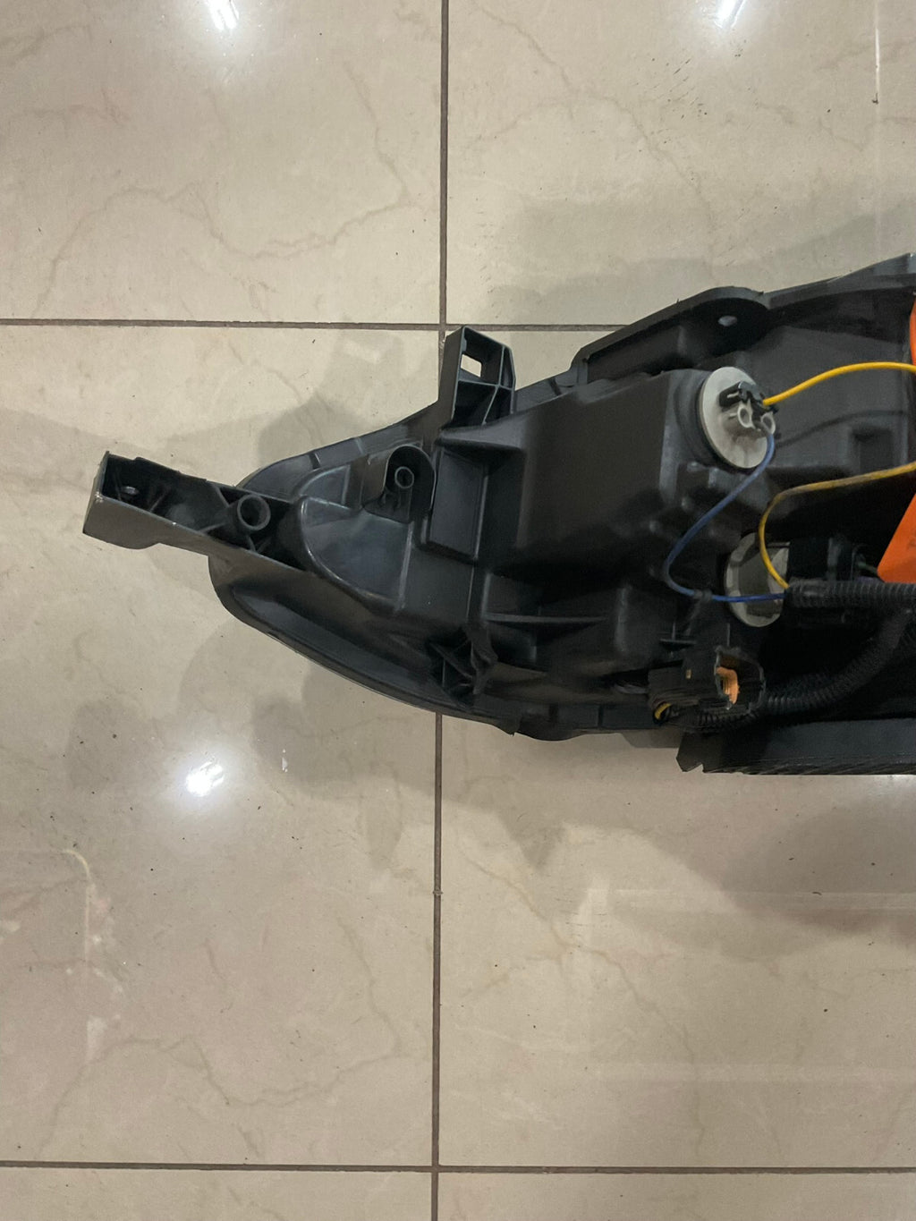 Headlight Right Passenger RH 2016 - 2019 Nissan Sentra Damaged CAPA