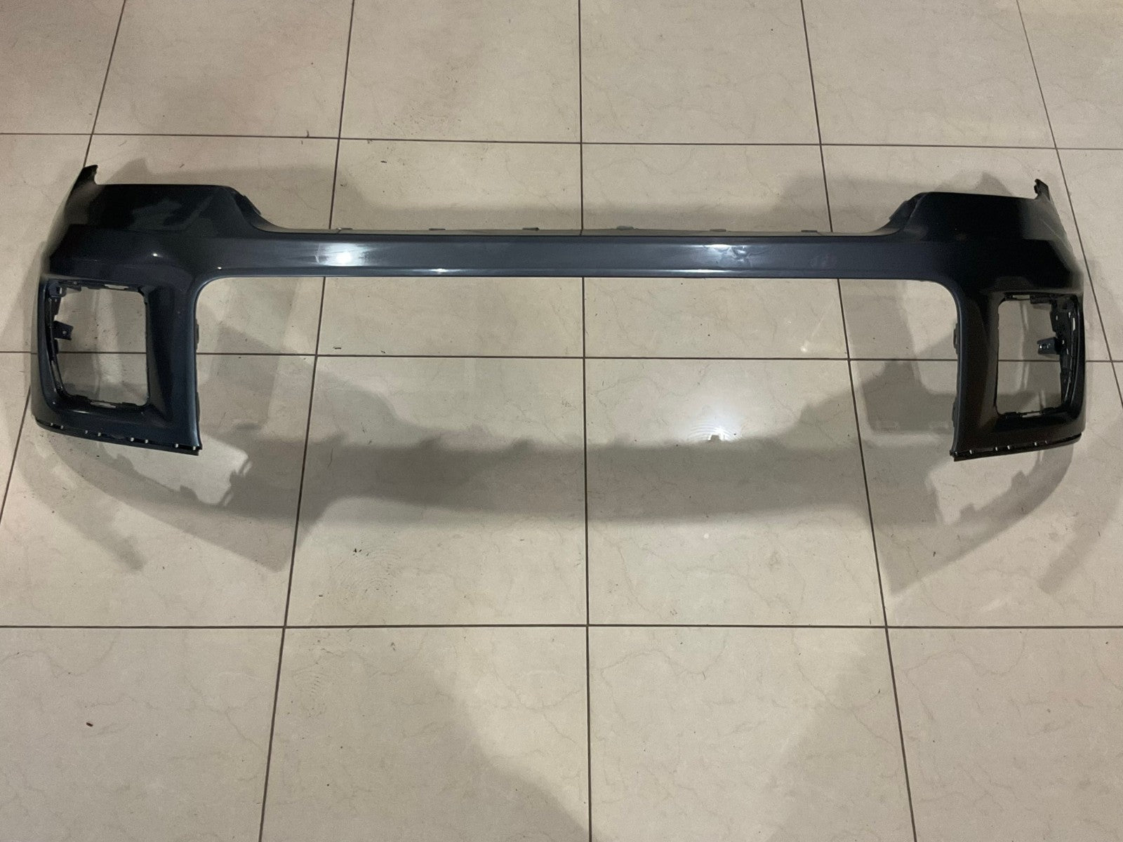 Front Bumper Cover Grey 2021-2023 Jeep Grand Cherokee L 6sd26trma OEM