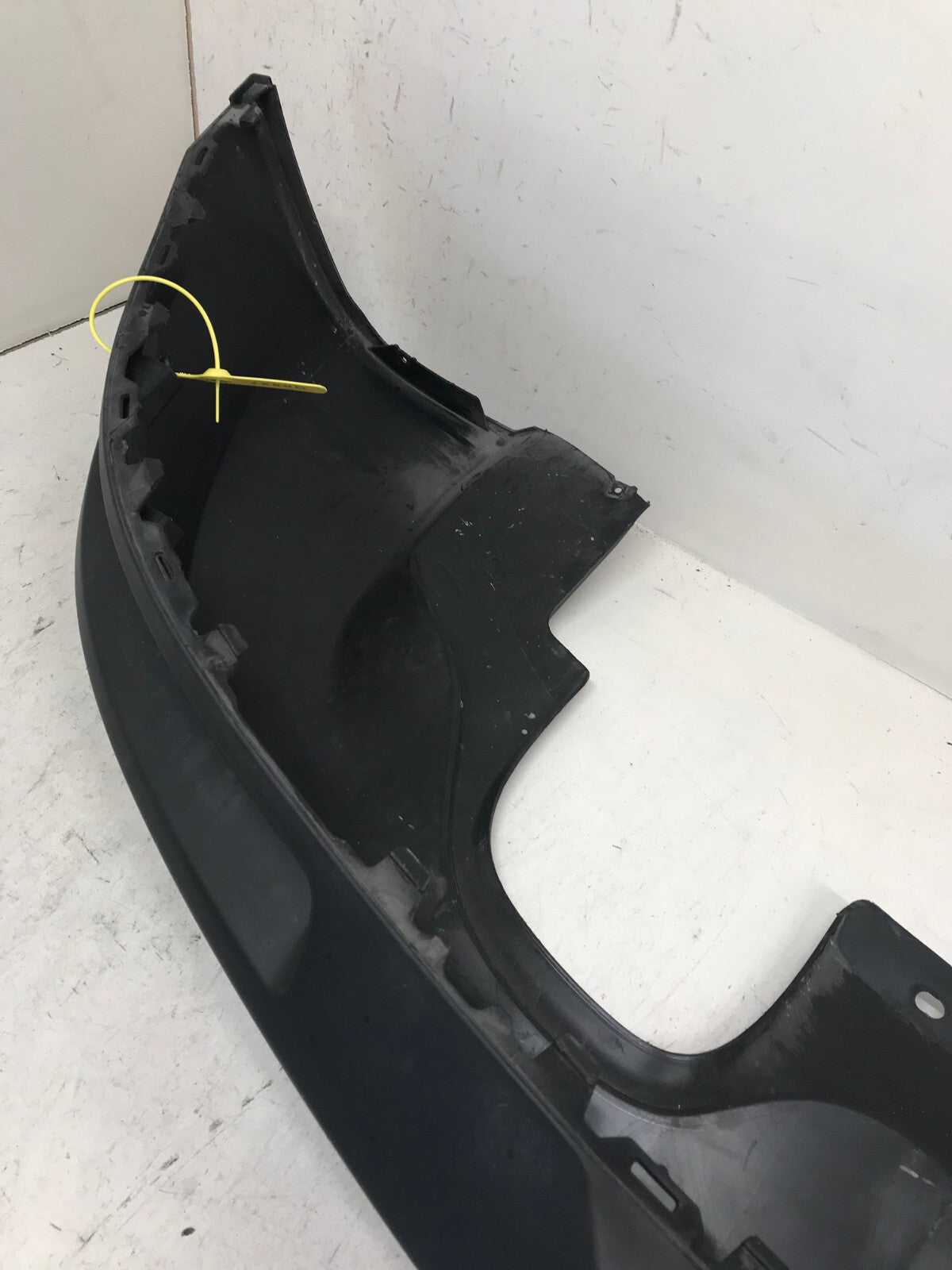 Rear Lower Bumper Cover Black Volkswagen Tiguan 09-18 5N0807521 OEM
