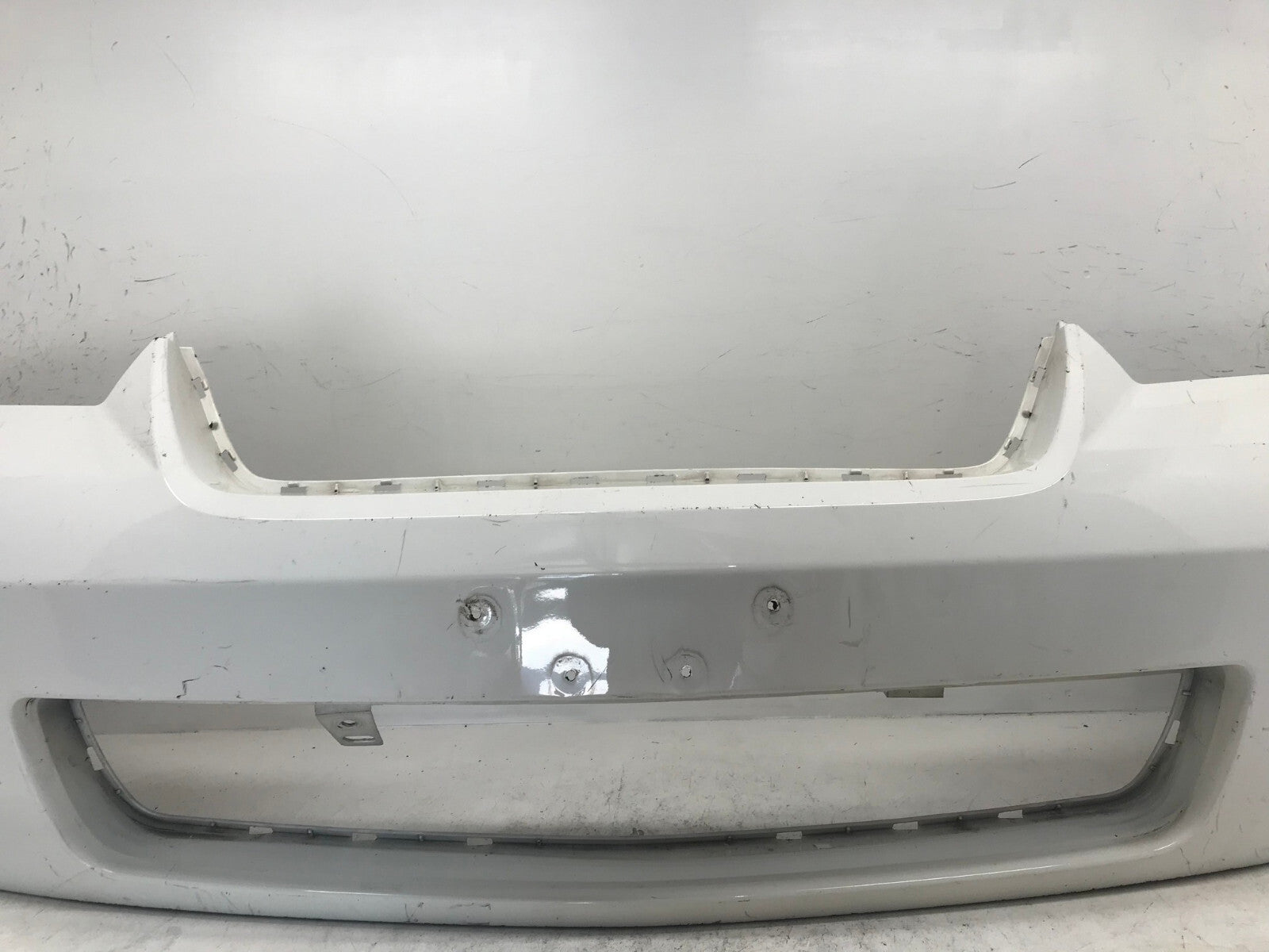 Front bumper Cover Chevrolet Malibu White 2006-2008 15266317 OEM