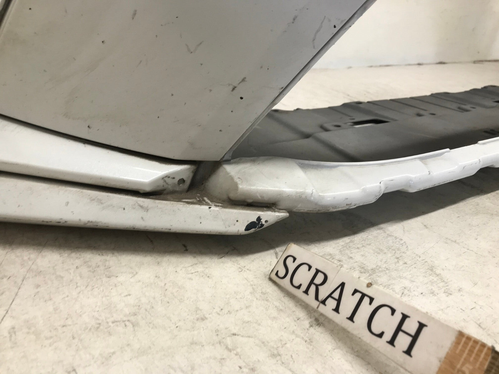 Front Bumper Cover White 2022 2023 Honda Civic EX/LX/Sport 71101-T20-A000 OEM