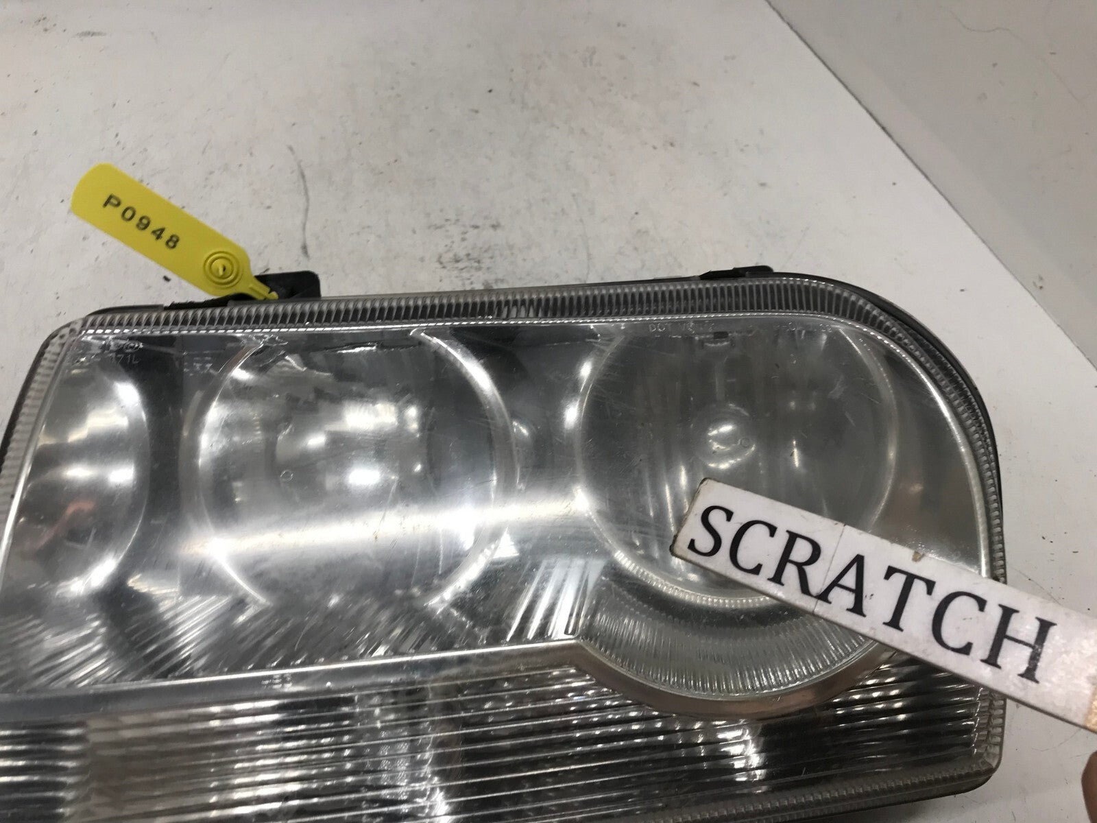 Headlight Damaged Left Driver LH 05-10 Chrysler 300 LEFT CAPA