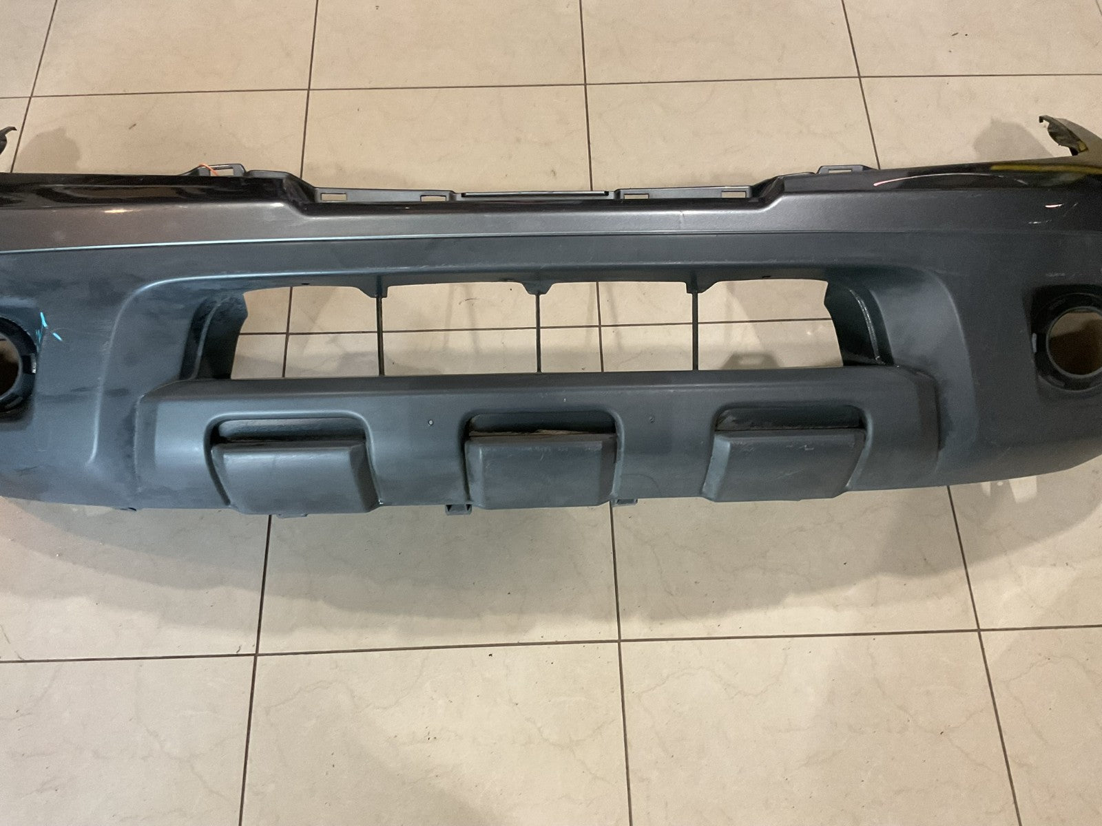 Front Bumper Cover Grey 2009-2021 Nissan Frontier 62022+zl00b OEM