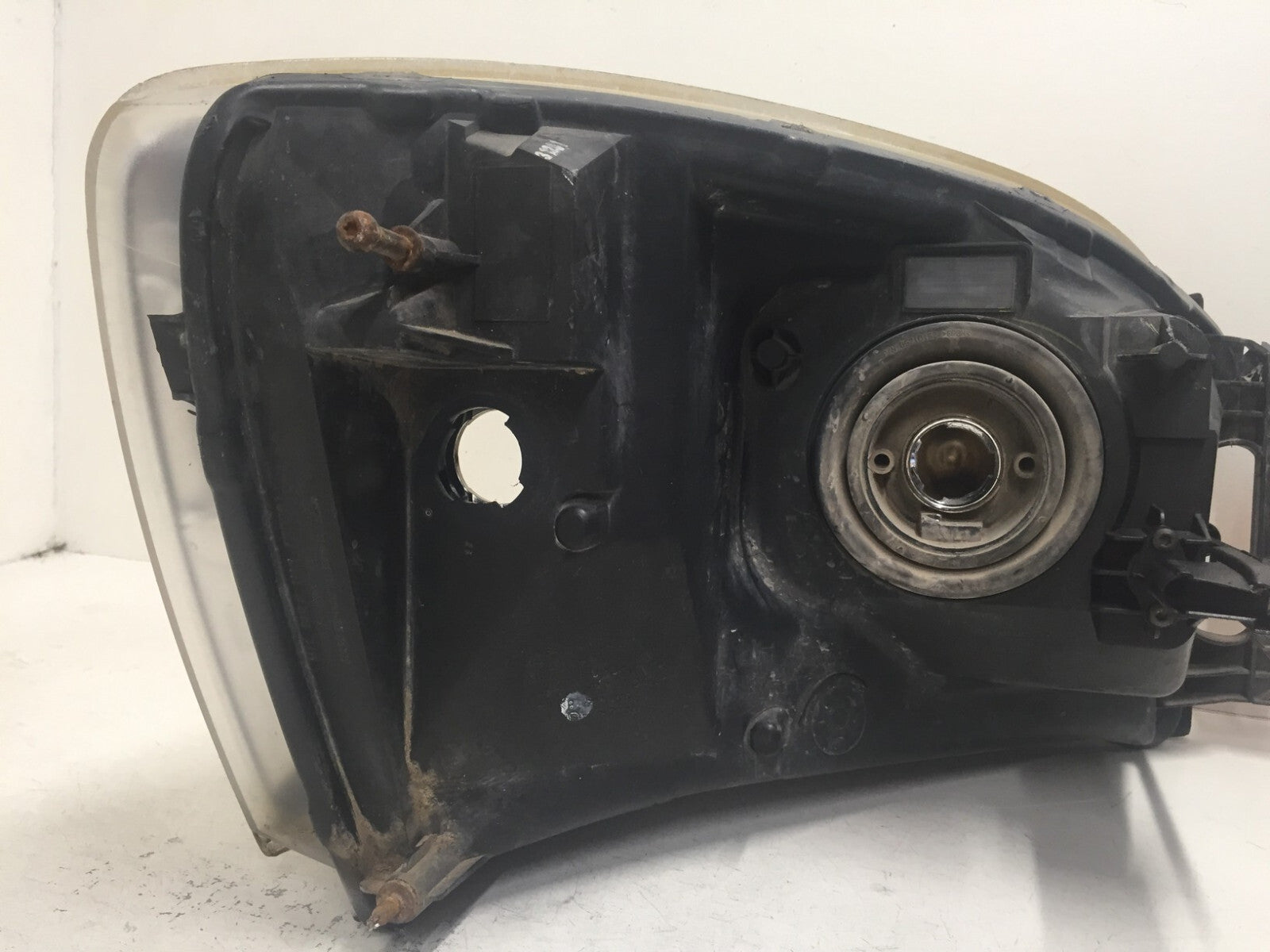 Head light Damaged Driver LH Left  Dodge Ram 1500 2500 3500 2006-2008 50693B OEM