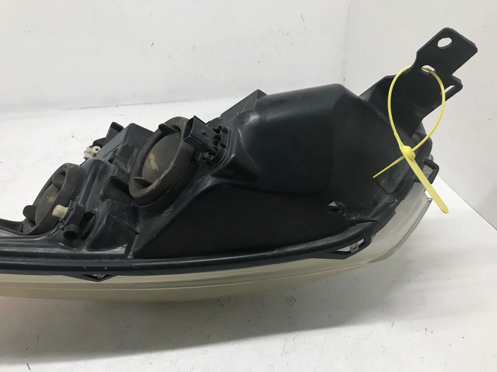 Headlight Damaged Right passenger RH Ford Escape 2013-2016 44ZH-2090-A OEM