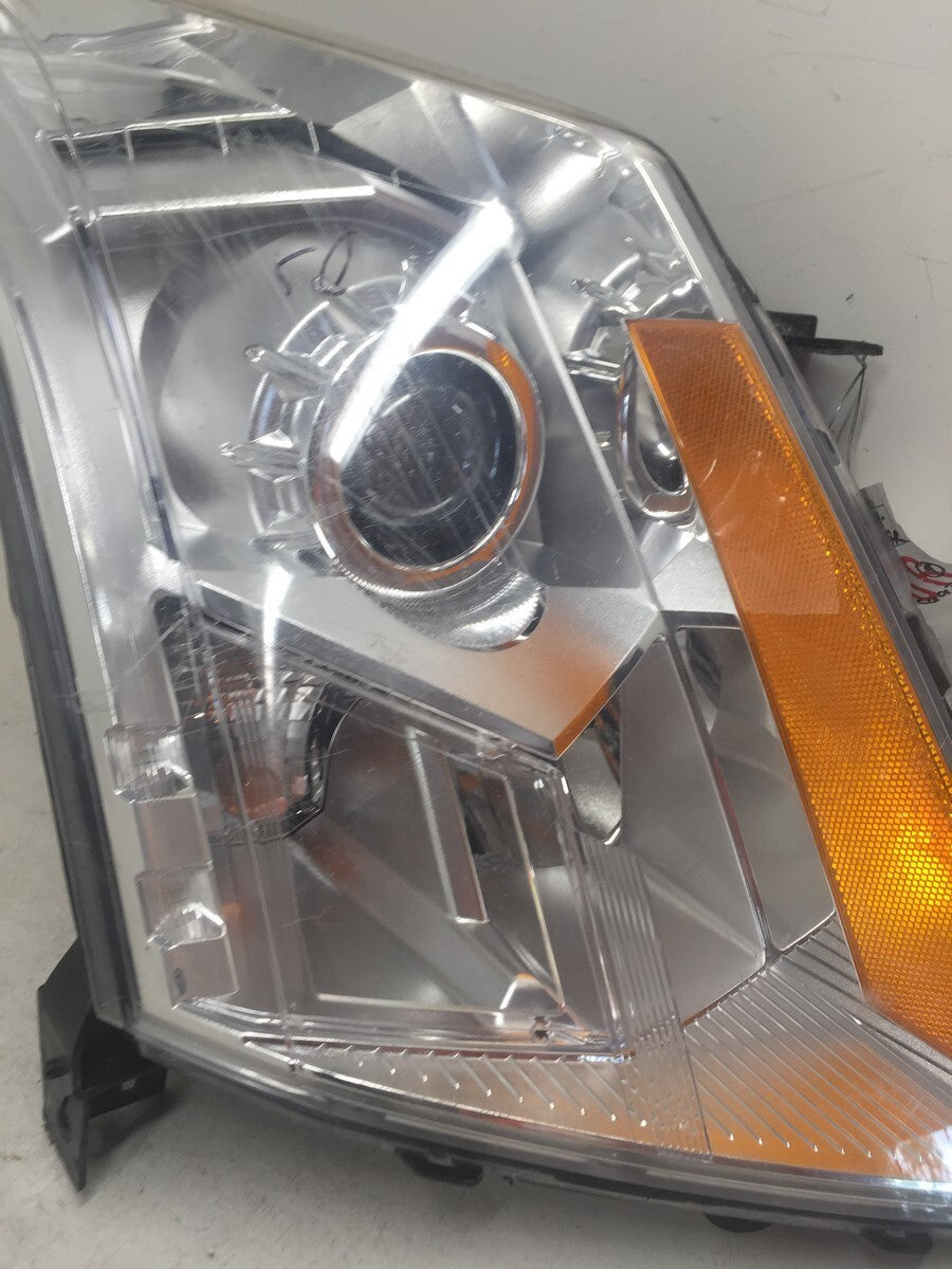 Halogen Headlight Damaged Headlamp Right Passenger RH Cadillac SRX 10-16 OEM